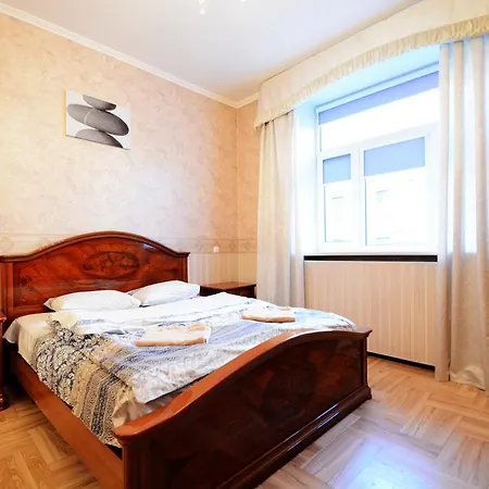 Aparton Karla Marksa Ulitsa